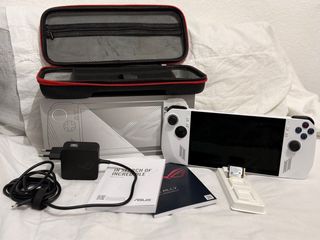 2Tb Asus ROG Ally Z1 Extreme