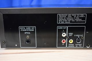 Reproductor DVD/CD Panasonic A160E Negro