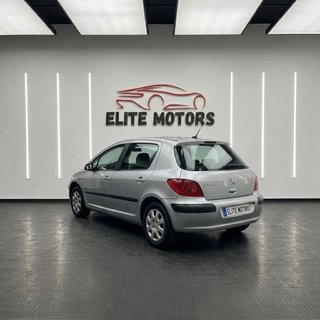 Peugeot 307 2004
