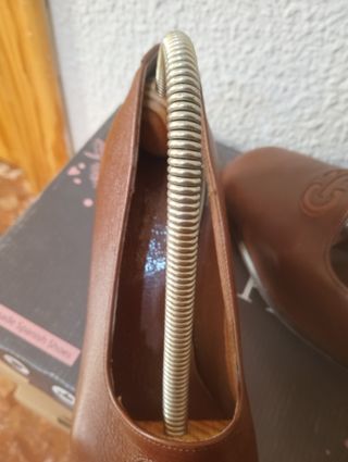 Zapatos de piel marrones