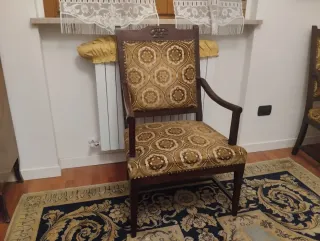 Coppia poltrone antiche imbottite