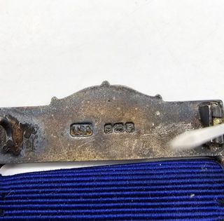 Medalla For Loyalty Harris Calne