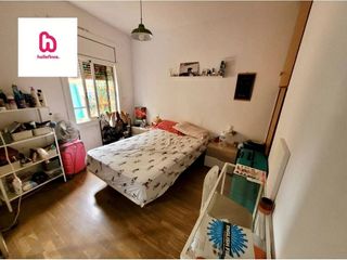 Piso en venta en El Raval - Safaretjos en Santa Coloma de Gramanet