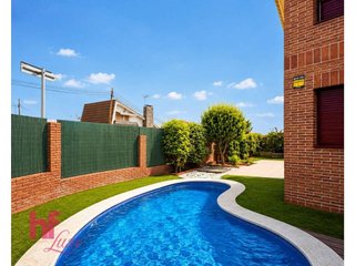 Casa pareada en venta en Lliçà de Vall