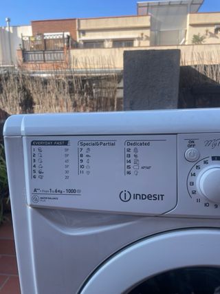 Lavadora Indesit 6kg 1000rpm
