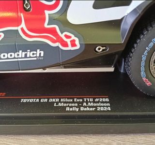 Toyota hilux DKR'24 #206 ixo 1/18