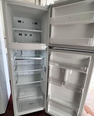 NEVERA DE DOS PUERTAS MARCA LG