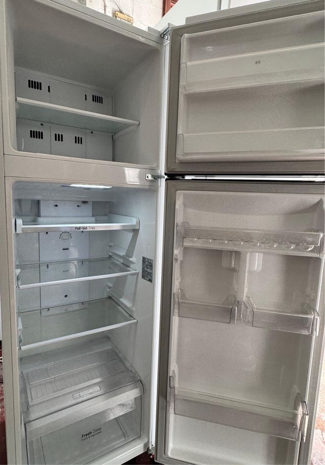 NEVERA DE DOS PUERTAS MARCA LG