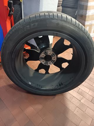 Pneumatico Pirelli P Zero RunFlat R20 245/45 103W