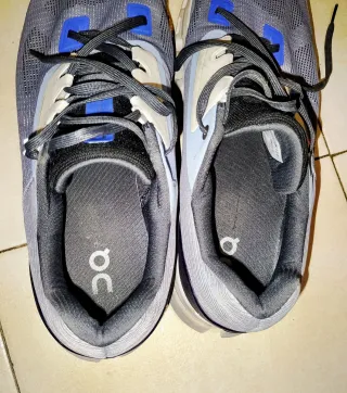 Zapatillas On Cloudstratus Running Hombre/Mujer