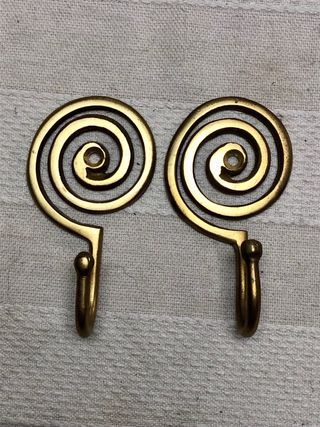 2 Ganchos Espiral Latón