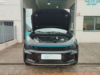 Lynk & Co 01 1.5 PHEV 6.6kW 192 kW (261 CV)