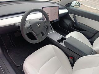 Tesla Model 3 Gran Autonomía 4WD 350 kW (476 CV)