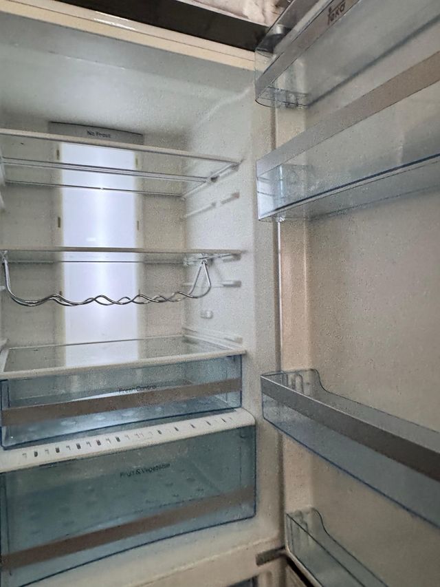 FRIGORÍFICO COMBI NO FROST MARCA TEKA EN INOX