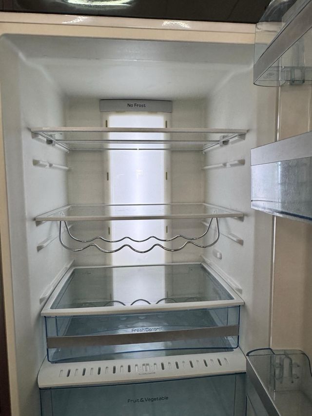 FRIGORÍFICO COMBI NO FROST MARCA TEKA EN INOX