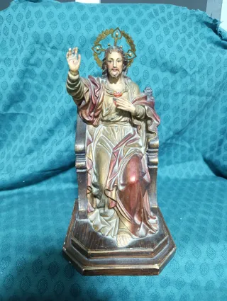 Sagrado Corazón de Jesús en trono 35cm