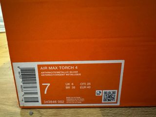 Nike Air Zapatillas Negras y Plateadas