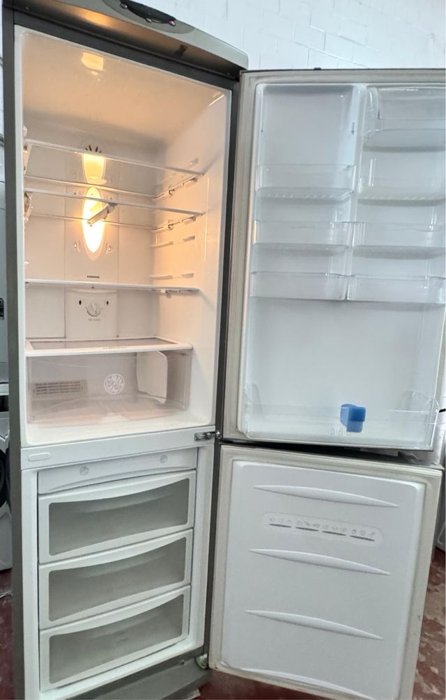 FRIGORÍFICO COMBI NO FROST MARCA LG INOX