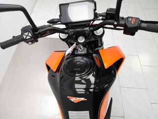 KTM 125 DUKE 2020 18817 kms.