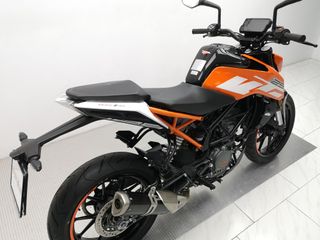 KTM 125 DUKE 2020 18817 kms.