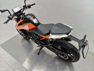 KTM 125 DUKE 2020 18817 kms.