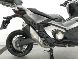HONDA X-ADV 2023 3854 kms.