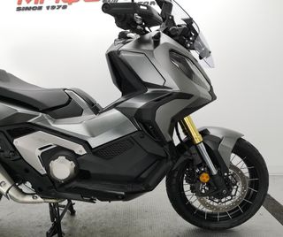 HONDA X-ADV 2023 3854 kms.