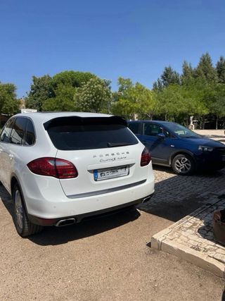 Porsche Cayenne 2014