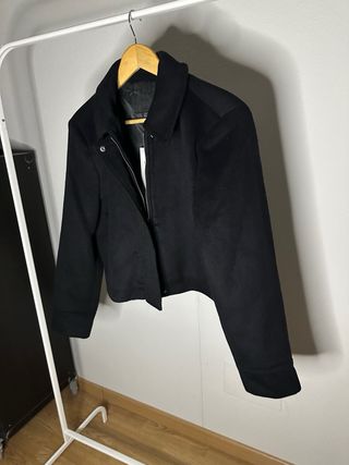 Abrigo Cropped Zara Woman Lana Negro Talla M