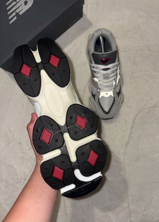 Zapatillas New Balance 9060 Gris/Blanco