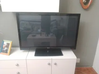 TV LG 42 como nueva, full HD