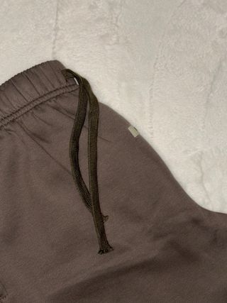 Chándal ESSENTIALS Marrón