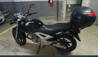 Honda CBF 250 Negra