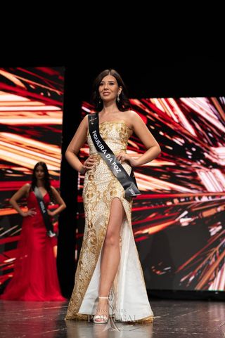 Vestido de Gala Dourado e Branco