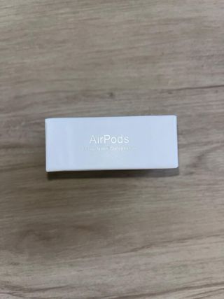 AirPods 4 con Cancelación de Ruido