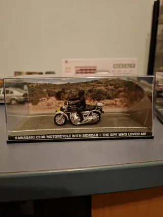 Kawasaki Z900 1/43 The Spy Who Loved Me