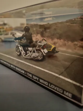 Kawasaki Z900 1/43 The Spy Who Loved Me