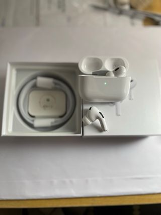 AirPods Pro (2ª generación) – nuevos con caja