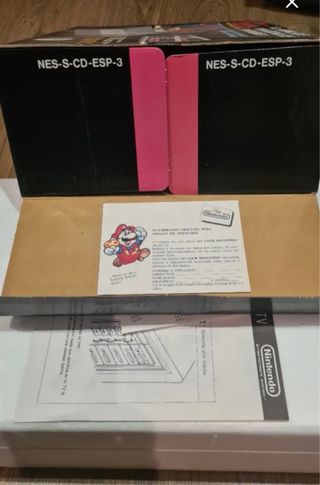 Nintendo NES con caja y Mario Bros