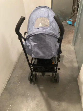 Silla de paseo ligera azul