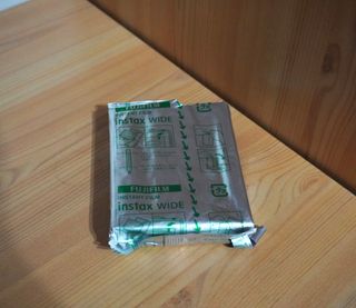 Fujifilm Instax wide evo