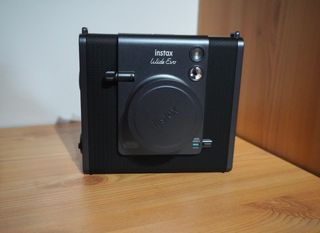 Fujifilm Instax wide evo