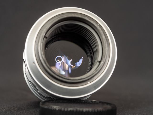 Meyer-Optik Görlitz Trioplan 2,8/100 mm V rosso