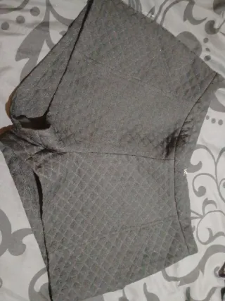 Pantalón corto negro acolchado T.36