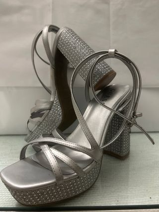 Sandalias Guess Plata