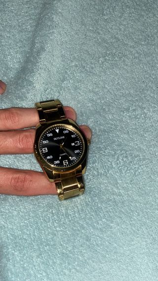 Reloj Skyline Acero Inoxidable Negro y Dorado