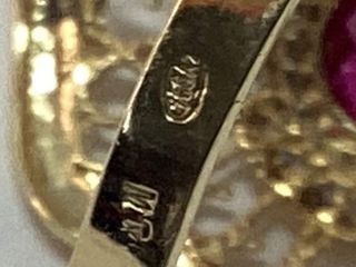 anillo oro 18k con piedra con circonita