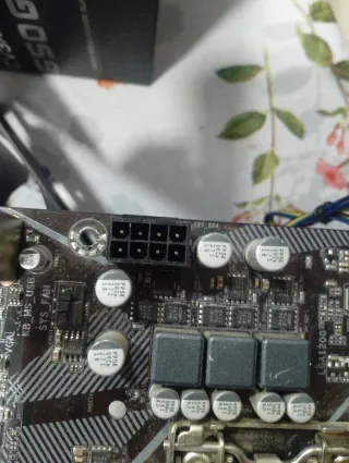 Gigabyte H410M H LGA1200 - No funciona - Piezas