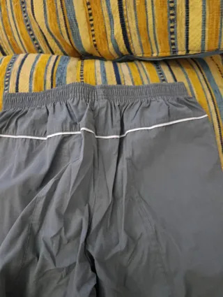 Calções Nike menino cinzentos