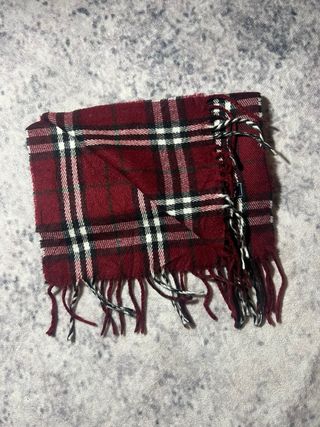 Bufanda Burberry Tartán Roja